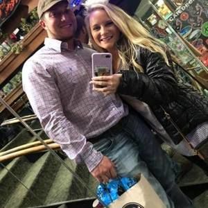 Meet your Posher, Hunter